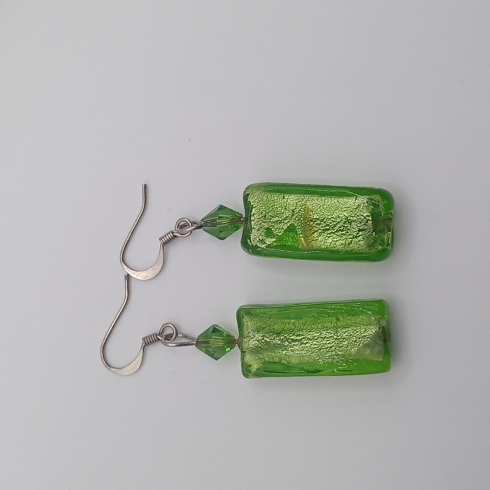 Green Glass Jewelry Set - Picture 3 of 7
